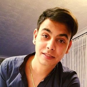 Meet your Posher, Roman